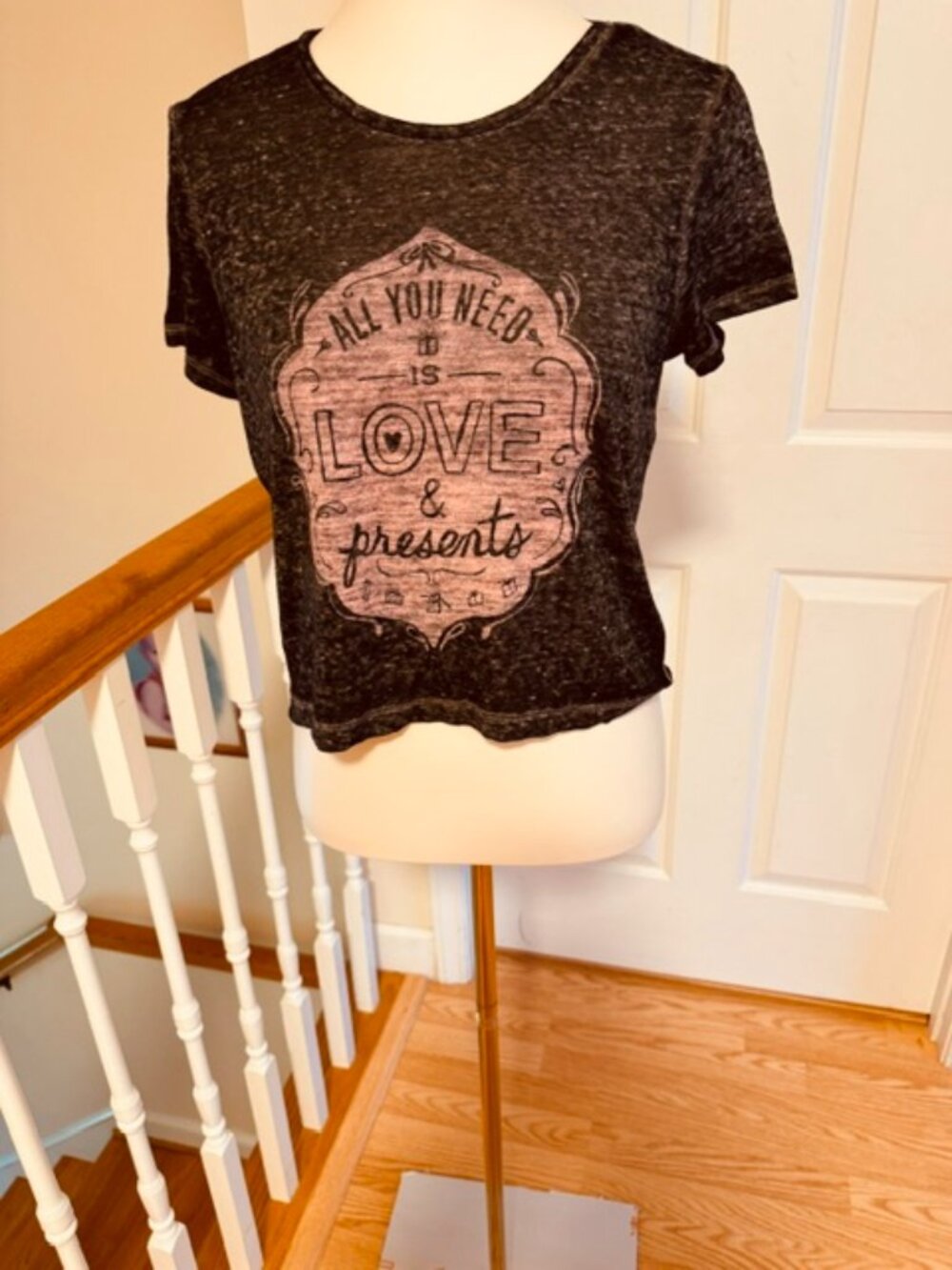 NWOT Tokyo Darling by Aeropostale "Love" Graphic T-Shirt Size M